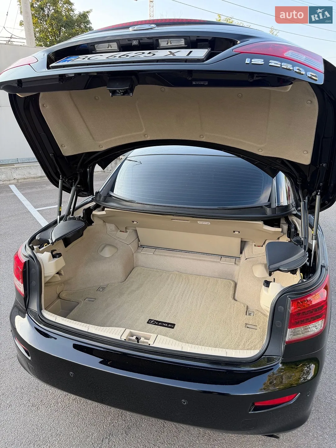 2011 Lexus IS - мініатюра 64