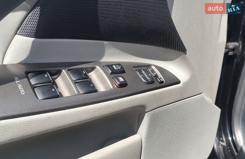 Седан Lexus IS 2007 в Киеве фото 15 Седан Lexus IS 2007 в Киеве