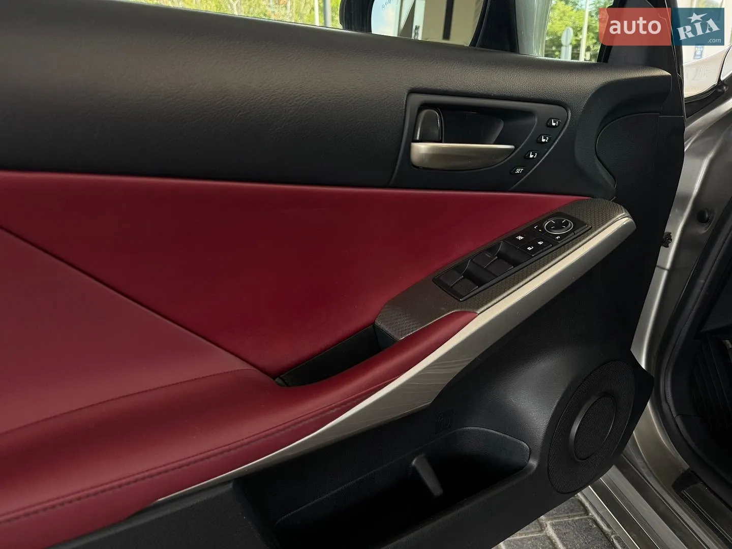 2018 Lexus IS - мініатюра 26