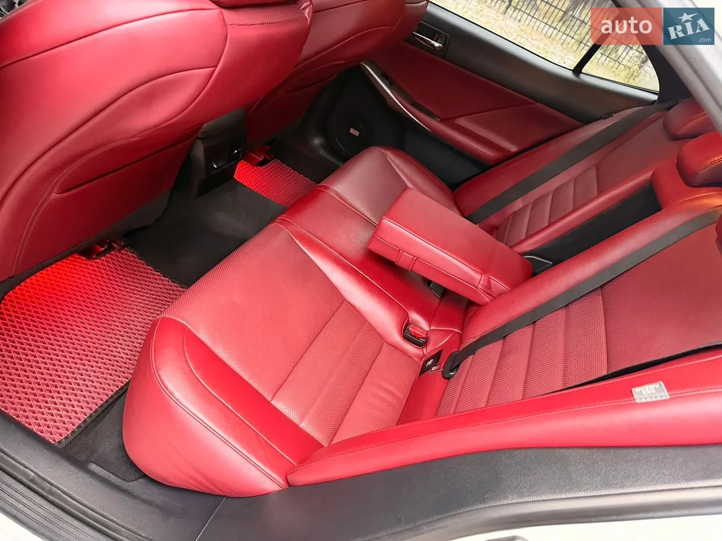 2015 Lexus IS - мініатюра 27