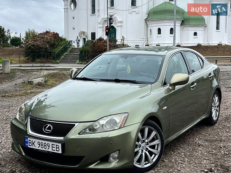 Седан Lexus IS 2006 в Киеве