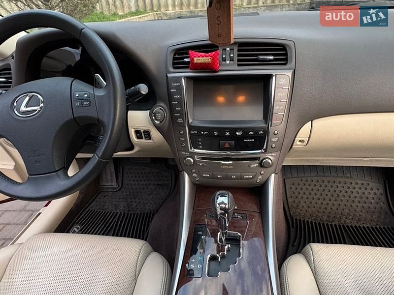 Седан Lexus IS 2010 в Первомайске фото 17 Седан Lexus IS 2010 в Первомайске