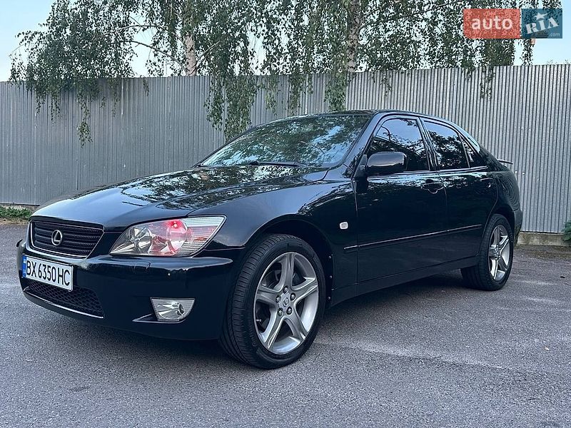 Lexus IS 1999