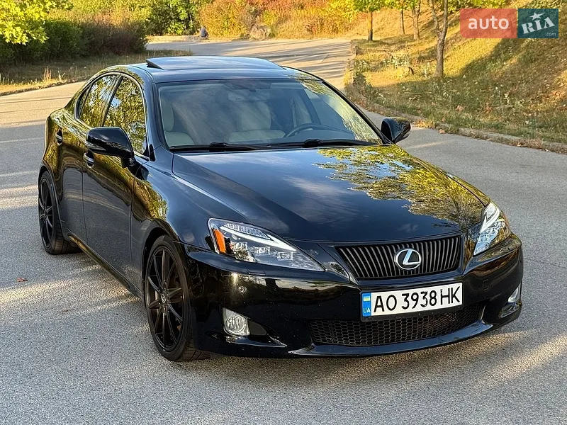 Lexus IS 2009