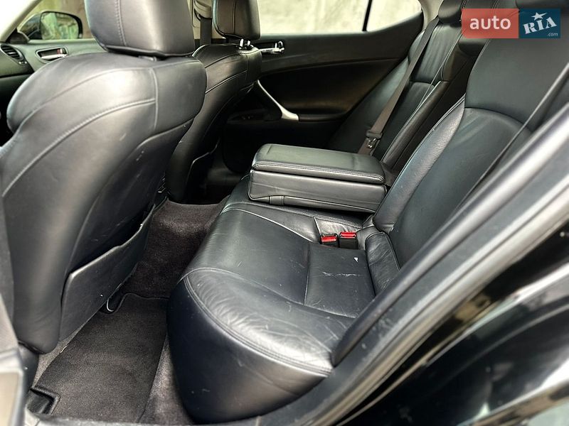 Седан Lexus IS 2006 в Одесі