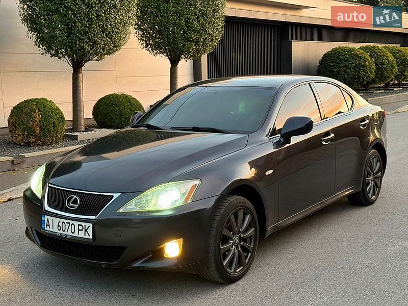 Седан Lexus IS 2006 в Чернигове