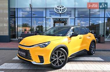 Позашляховик / Кросовер Lexus LBX 2023 в Києві