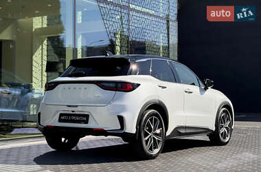 Внедорожник / Кроссовер Lexus LBX 2023 в 