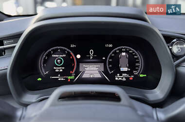 Внедорожник / Кроссовер Lexus LBX 2023 в 