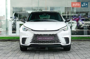Внедорожник / Кроссовер Lexus LBX 2023 в 