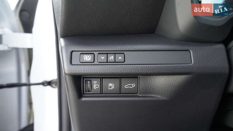 Внедорожник / Кроссовер Lexus LBX 2023 в Львове