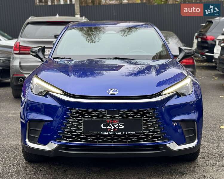 Позашляховик / Кросовер Lexus LBX 2023 в Києві