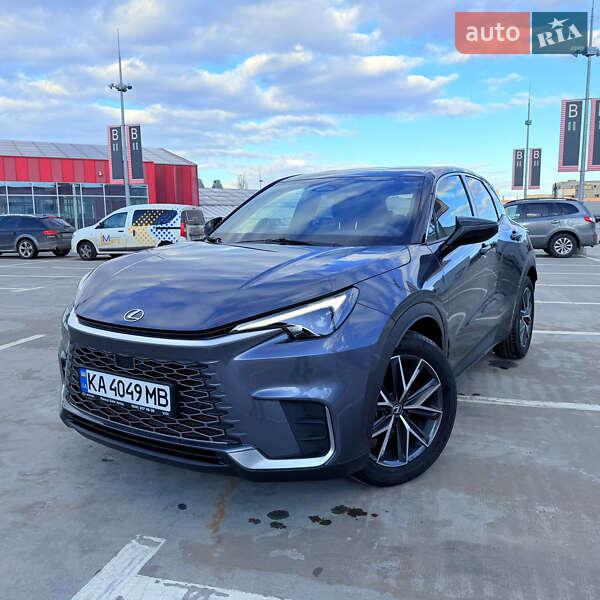 Позашляховик / Кросовер Lexus LBX 2024 в Києві фото 4 Позашляховик / Кросовер Lexus LBX 2024 в Києві