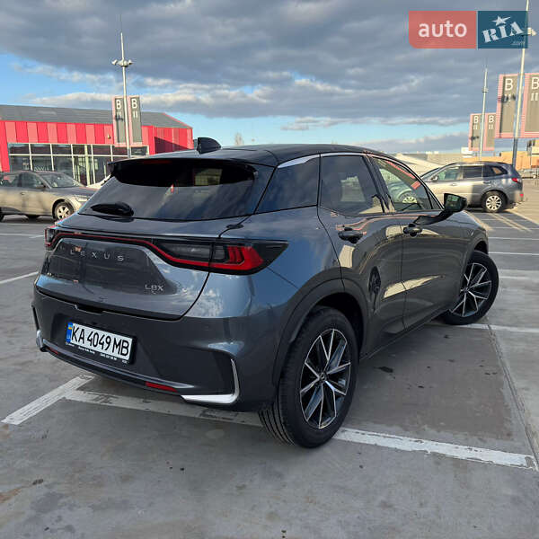 Позашляховик / Кросовер Lexus LBX 2024 в Києві фото 10 Позашляховик / Кросовер Lexus LBX 2024 в Києві