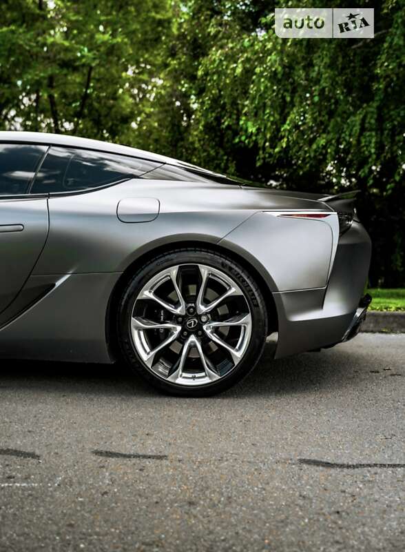 Купе Lexus LC 2019 в Києві
