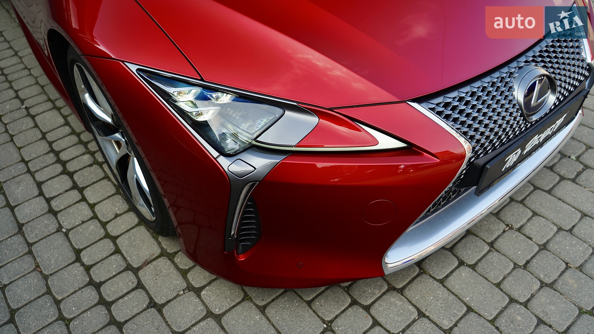 2017 Lexus LC - мініатюра 6