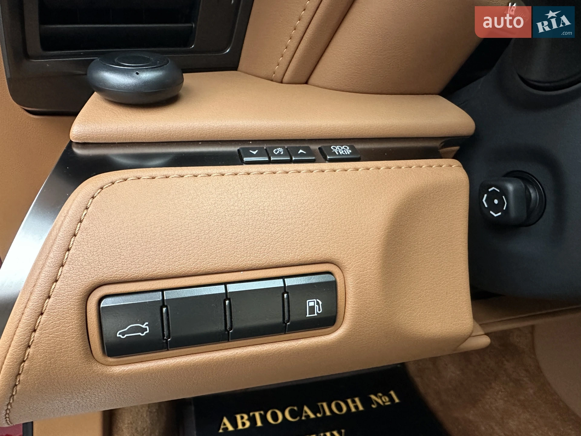 2018 Lexus LC - мініатюра 41