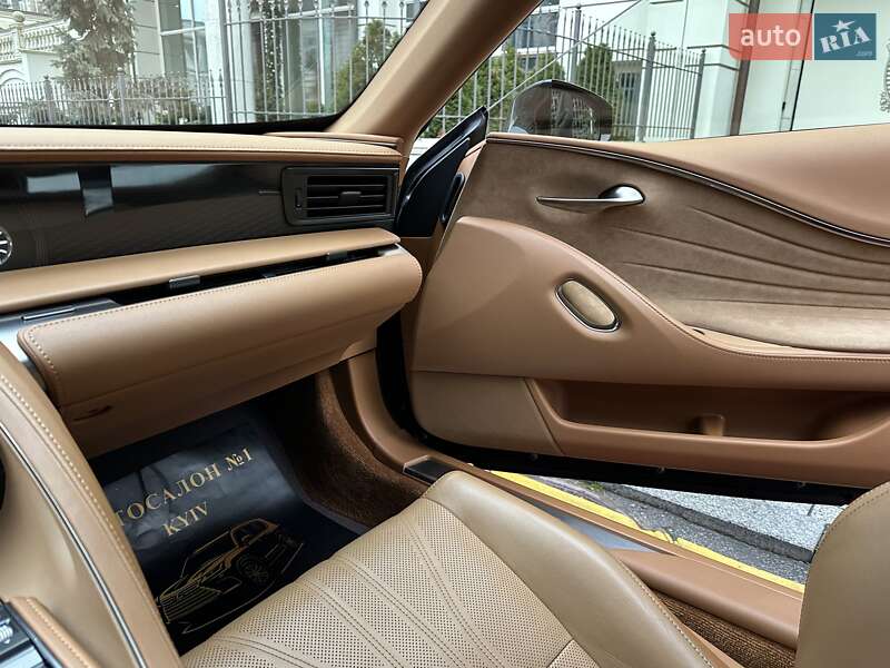 Купе Lexus LC 2018 в Киеве фото 46 Купе Lexus LC 2018 в Киеве