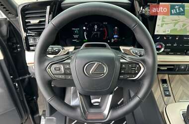 Мінівен Lexus LM 2024 в 