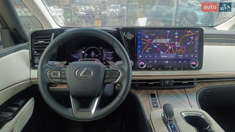 Минивэн Lexus LM 2025 в Киеве