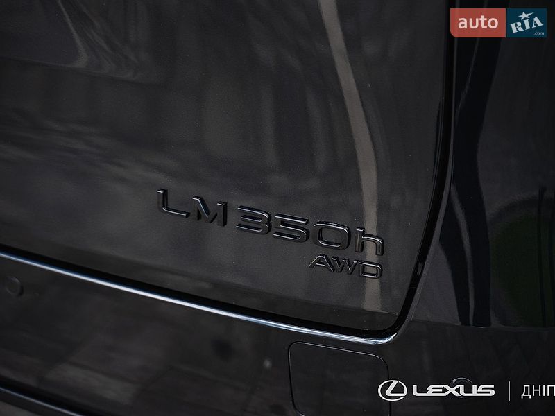 Мінівен Lexus LM 2025 в Дніпрі фото 58 Мінівен Lexus LM 2025 в Дніпрі