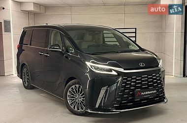 Минивэн Lexus LM 2025 в Киеве Минивэн Lexus LM 2025 в Киеве