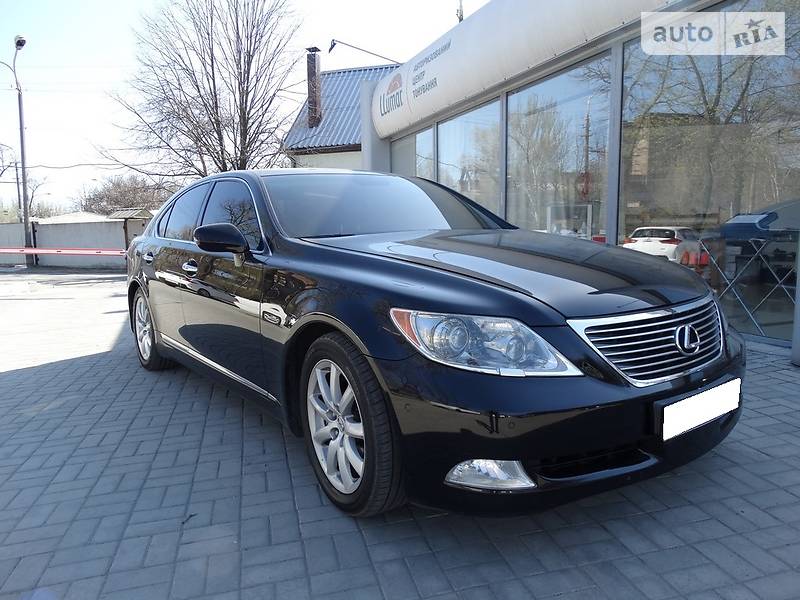 Lexus LS 2007 года