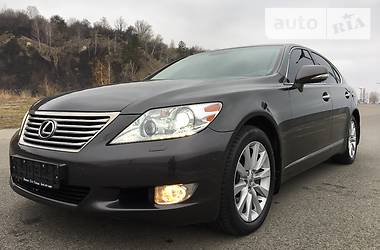 Седан Lexus LS 2010 в Киеве