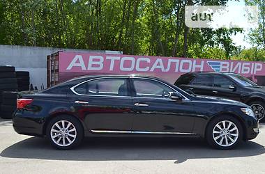 Седан Lexus LS 2010 в Киеве