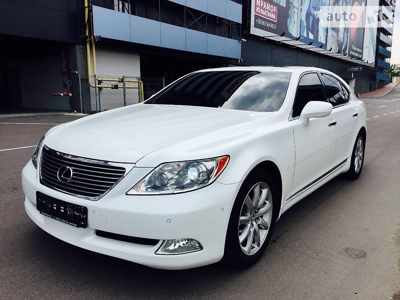 Седан Lexus LS 2009 в Киеве