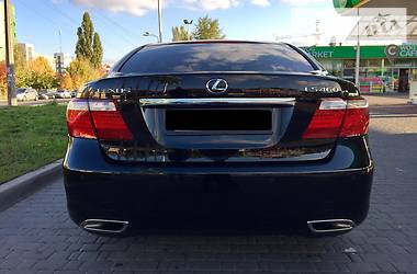 Седан Lexus LS 2008 в Киеве