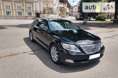 Седан Lexus LS 2007 в Тернополе