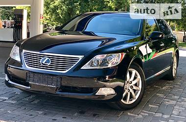 Седан Lexus LS 2008 в Днепре