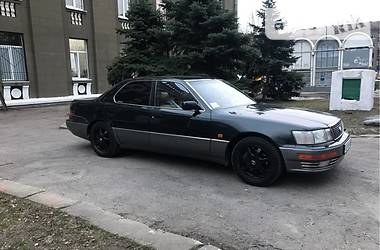 Седан Lexus LS 1994 в Дніпрі