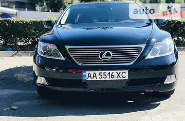 Седан Lexus LS 2009 в Киеве