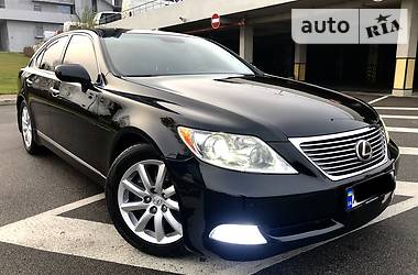 Седан Lexus LS 2009 в Киеве