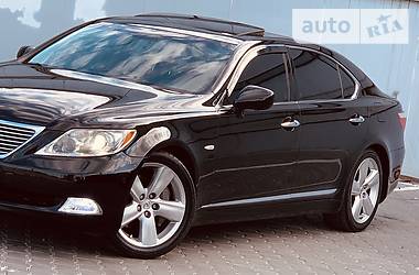 Седан Lexus LS 2008 в 