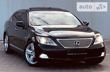 Седан Lexus LS 2008 в 