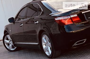 Седан Lexus LS 2008 в 
