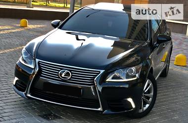 Седан Lexus LS 2013 в Одесі