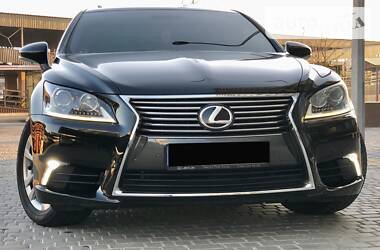 Седан Lexus LS 2013 в Одесі