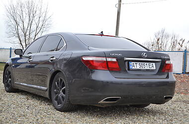 Седан Lexus LS 2007 в Калуше