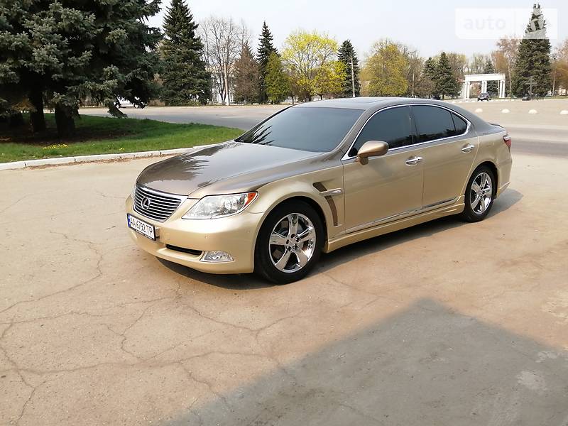 Седан Lexus LS 2006 в 