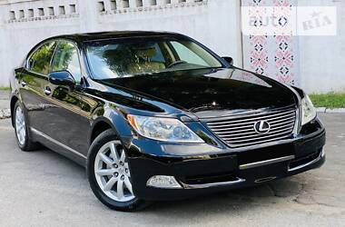 Седан Lexus LS 2009 в Каменском