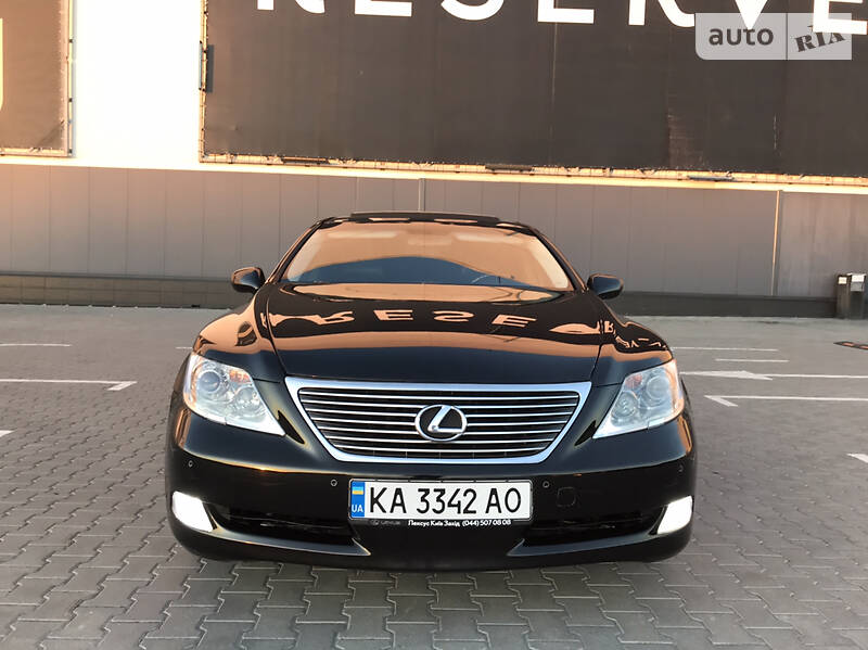 Седан Lexus LS 2007 в Києві