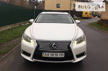 Lexus LS 2013