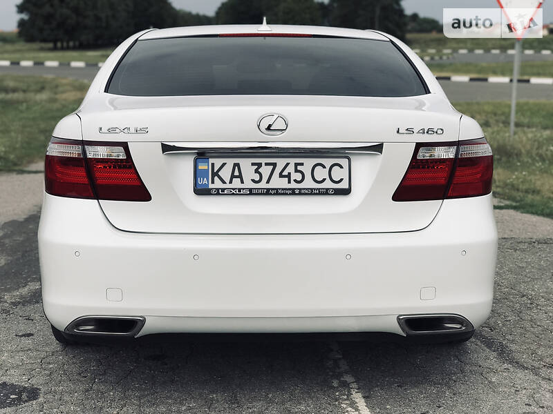 Седан Lexus LS 2008 в Сумах