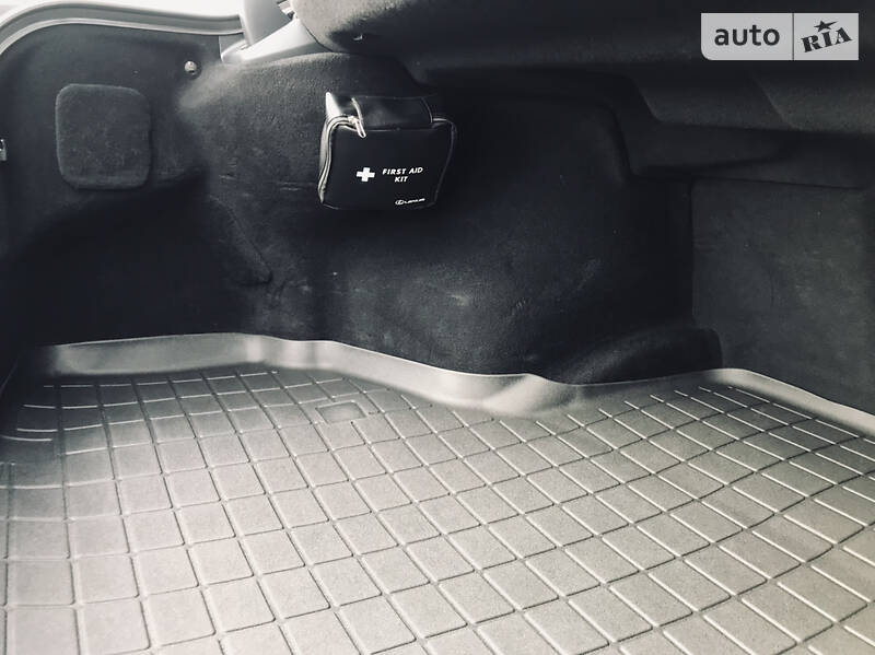 Седан Lexus LS 2008 в Сумах