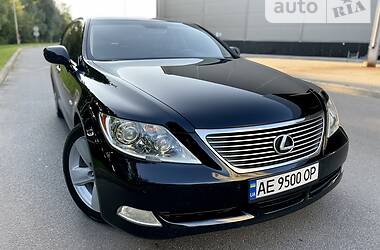 Седан Lexus LS 2007 в Киеве