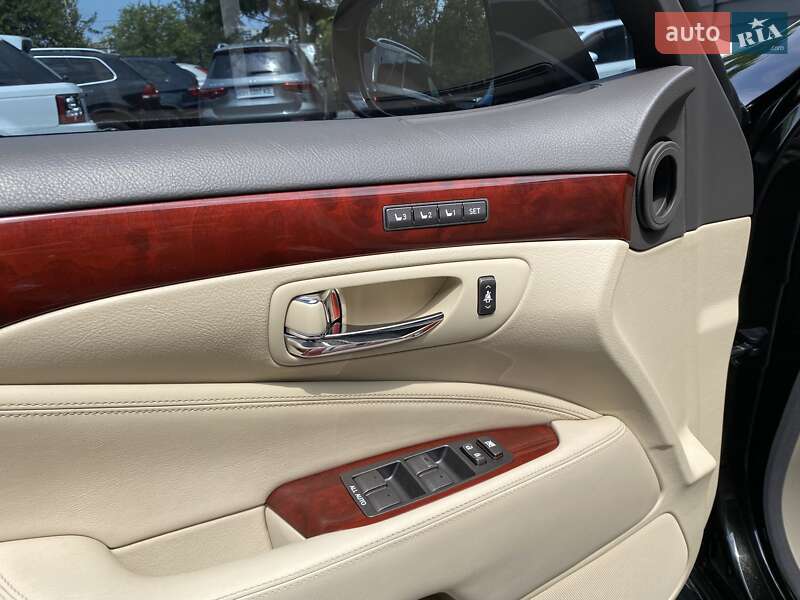 Седан Lexus LS 2011 в Одесі